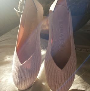 Rothys sample sake flats